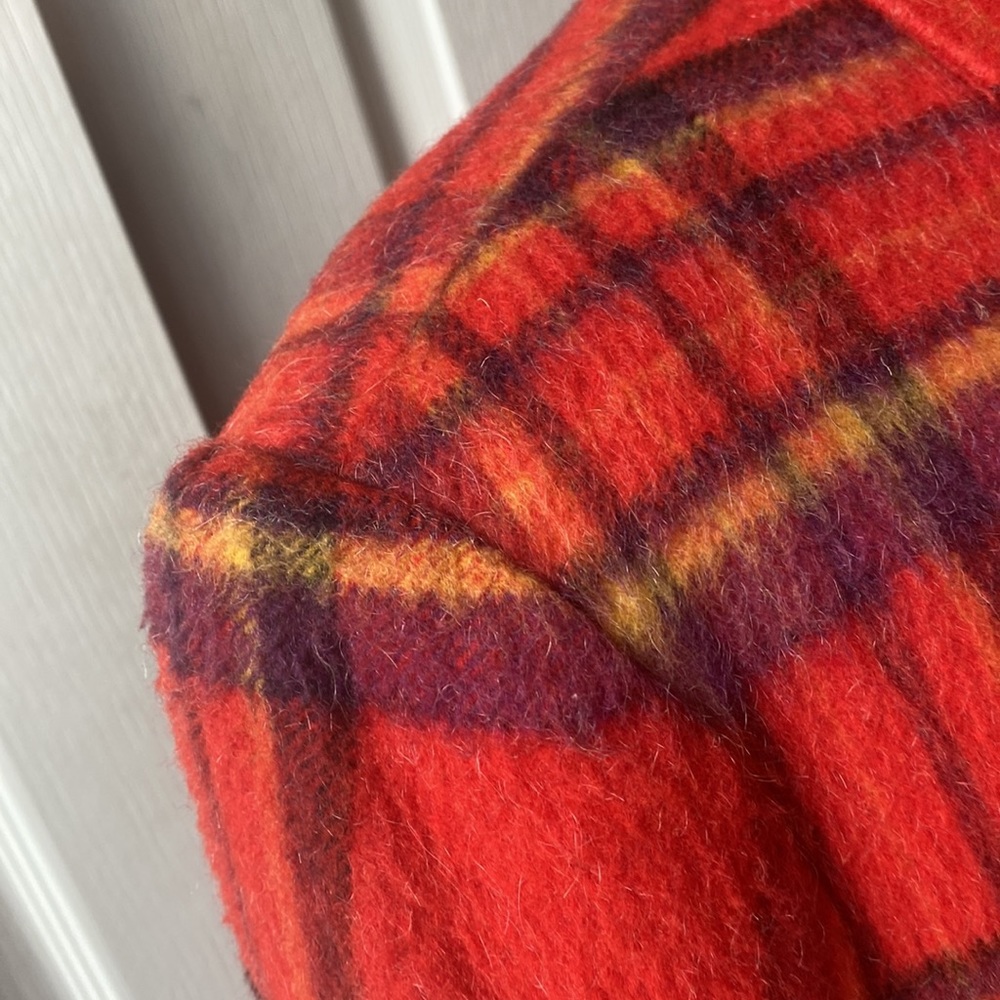 PRE-OWNED WOMEN’S REQUIREMENT PLAID JACKET - Picture 6 of 8